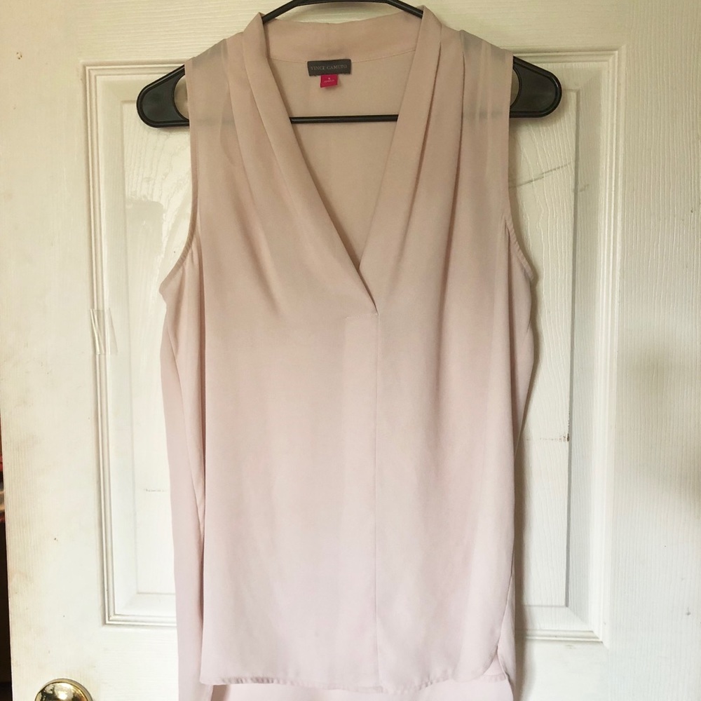 Cream Vince Camuto sleeveless blouse